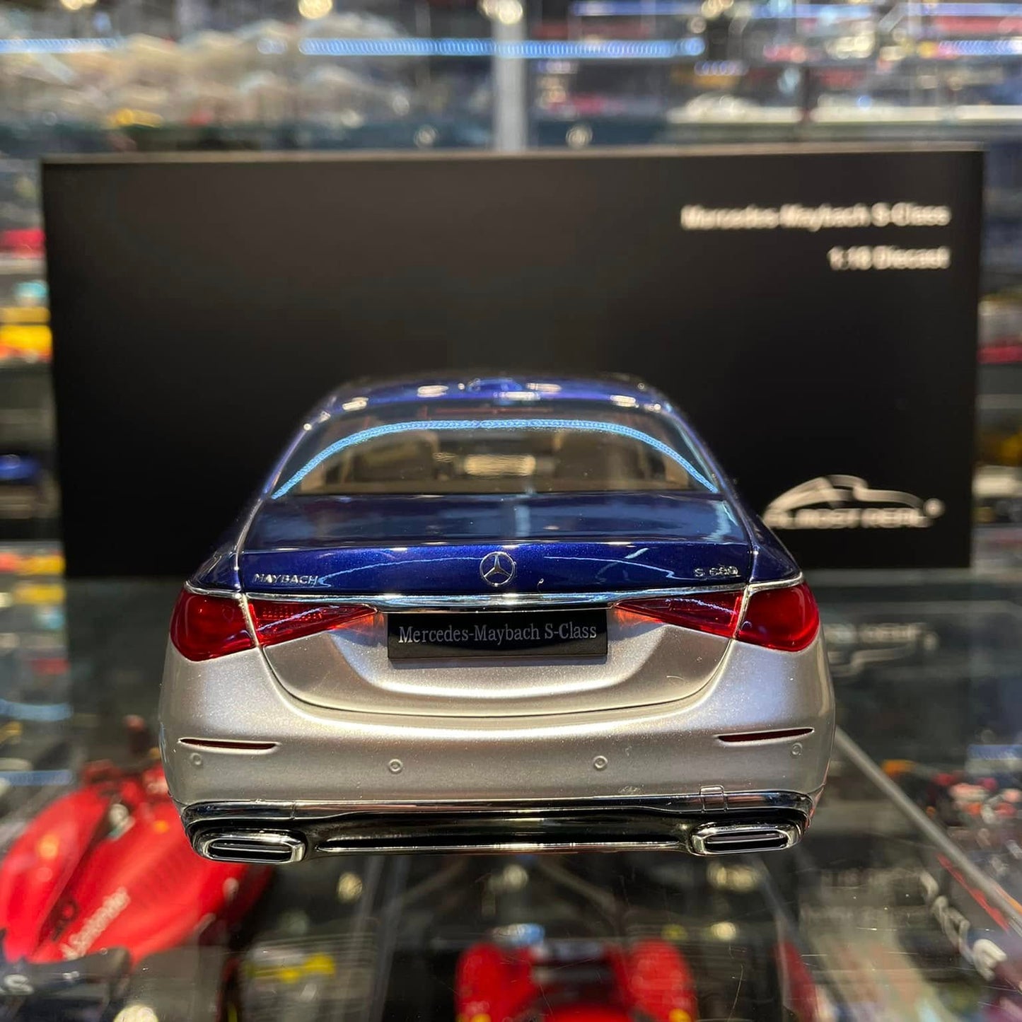 Mercedes-Maybach S680 1:18 – Le luxe ultime à portée de main