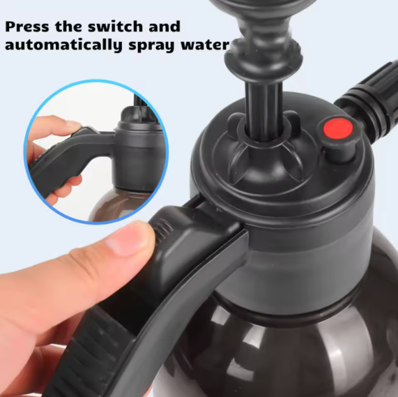 Pulvérisateur de mousse à pompe manuelle.