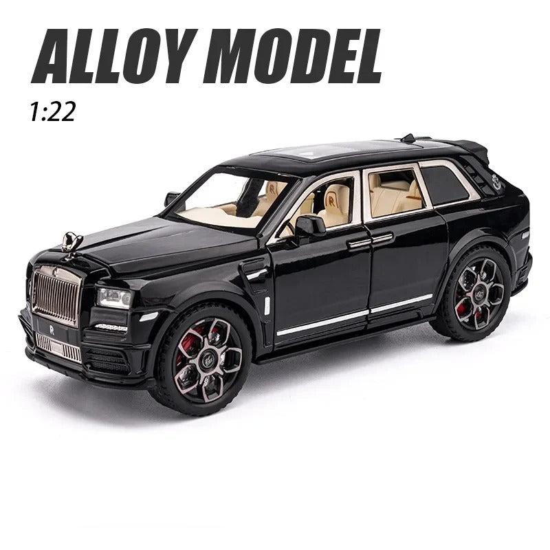 Réplique à l'échelle 1:24 du Rolls-Royce Cullinan avec son, lumières et rétrofriction.