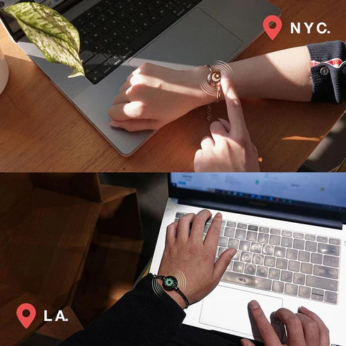 Bracelets d'amour intelligents tactiles.