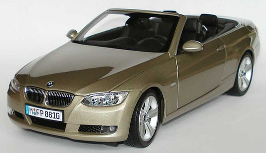 Miniature BMW Série 3 Cabriolet E93 – Édition Collector 1:18
