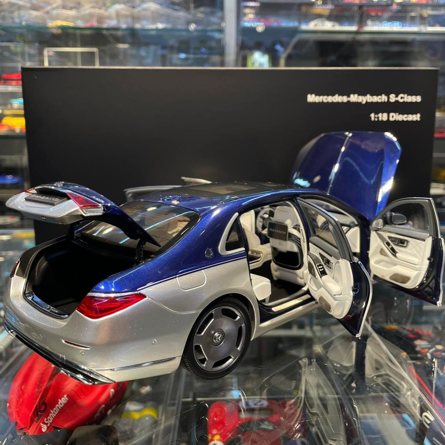 Mercedes-Maybach S680 1:18 – Le luxe ultime à portée de main