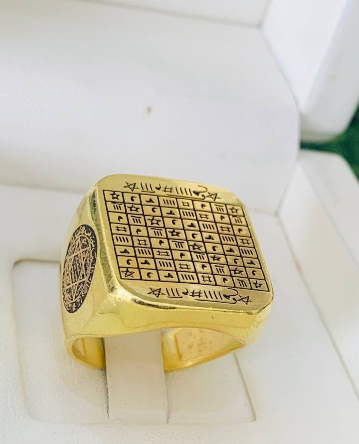 💍✨ Bague Sceau de Sulaymān – Symbole de Sagesse, de Pouvoir et de Protection.