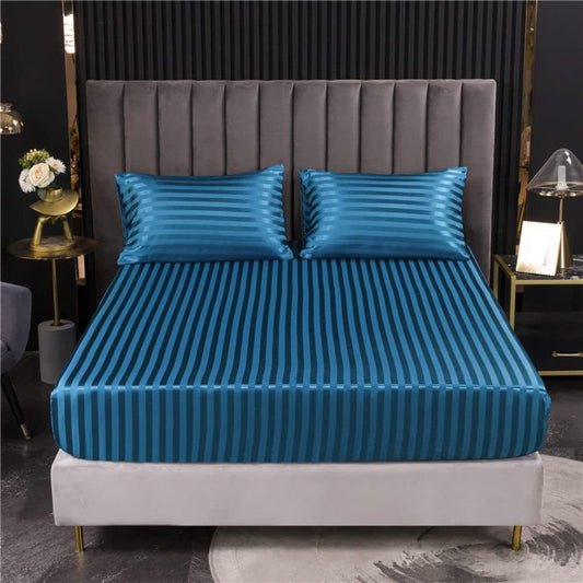 Draps de lit et taies d'oreiller en fibre froide pour lit double.