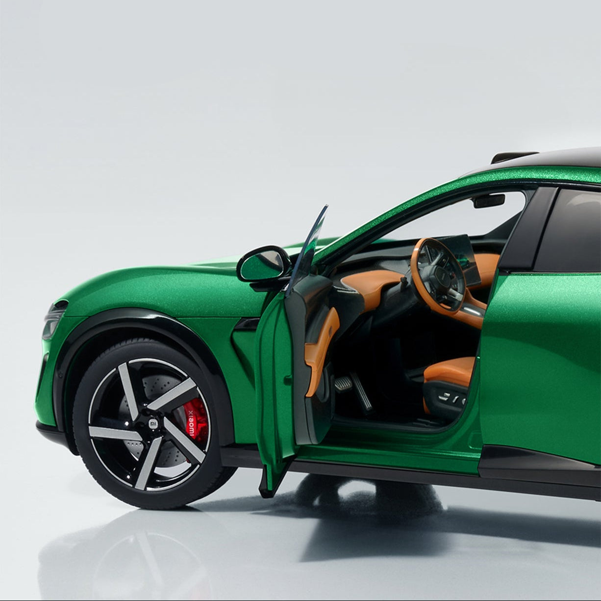 Miniature Xiaomi SU7 à l’Échelle 1:18.