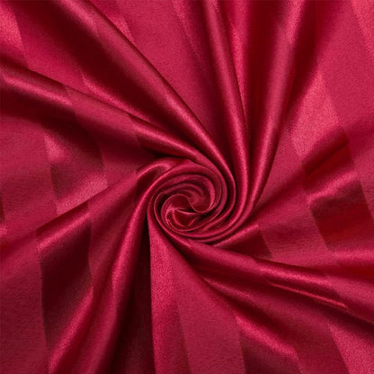 Draps de lit et taies d'oreiller en fibre froide pour lit double.