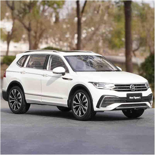 Modèle à l'échelle 1:18 du Tiguan L SUV.