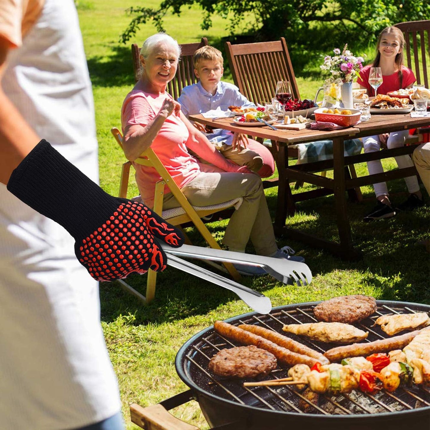 Gants de barbecue anti-chaleur.
