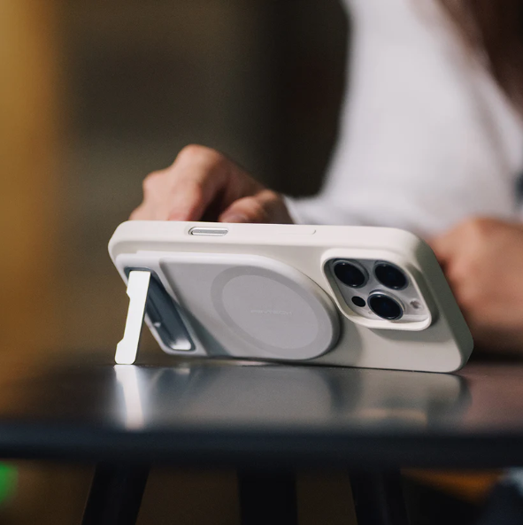 Support de téléphone magnétique.