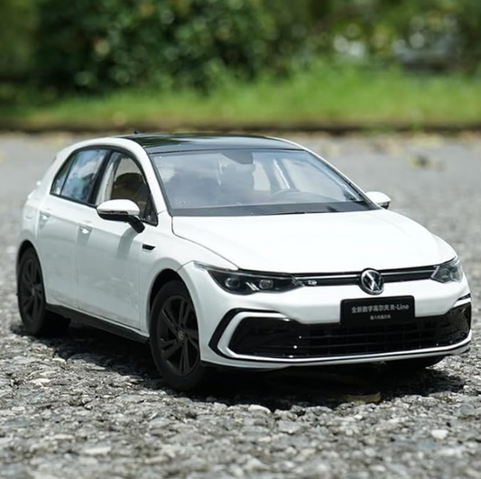 Modèle de voiture à l'échelle 1:18 pour Volkswagen Golf.