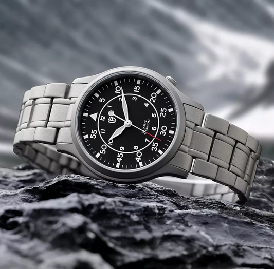 Montre BERNY en titane pour homme.