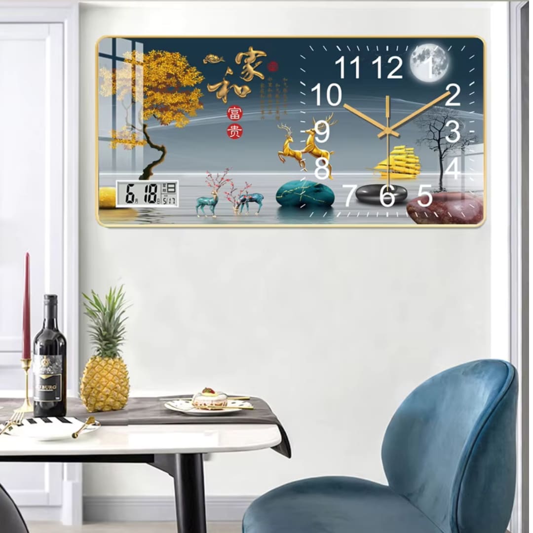 Horloge murale décorative multifonction.