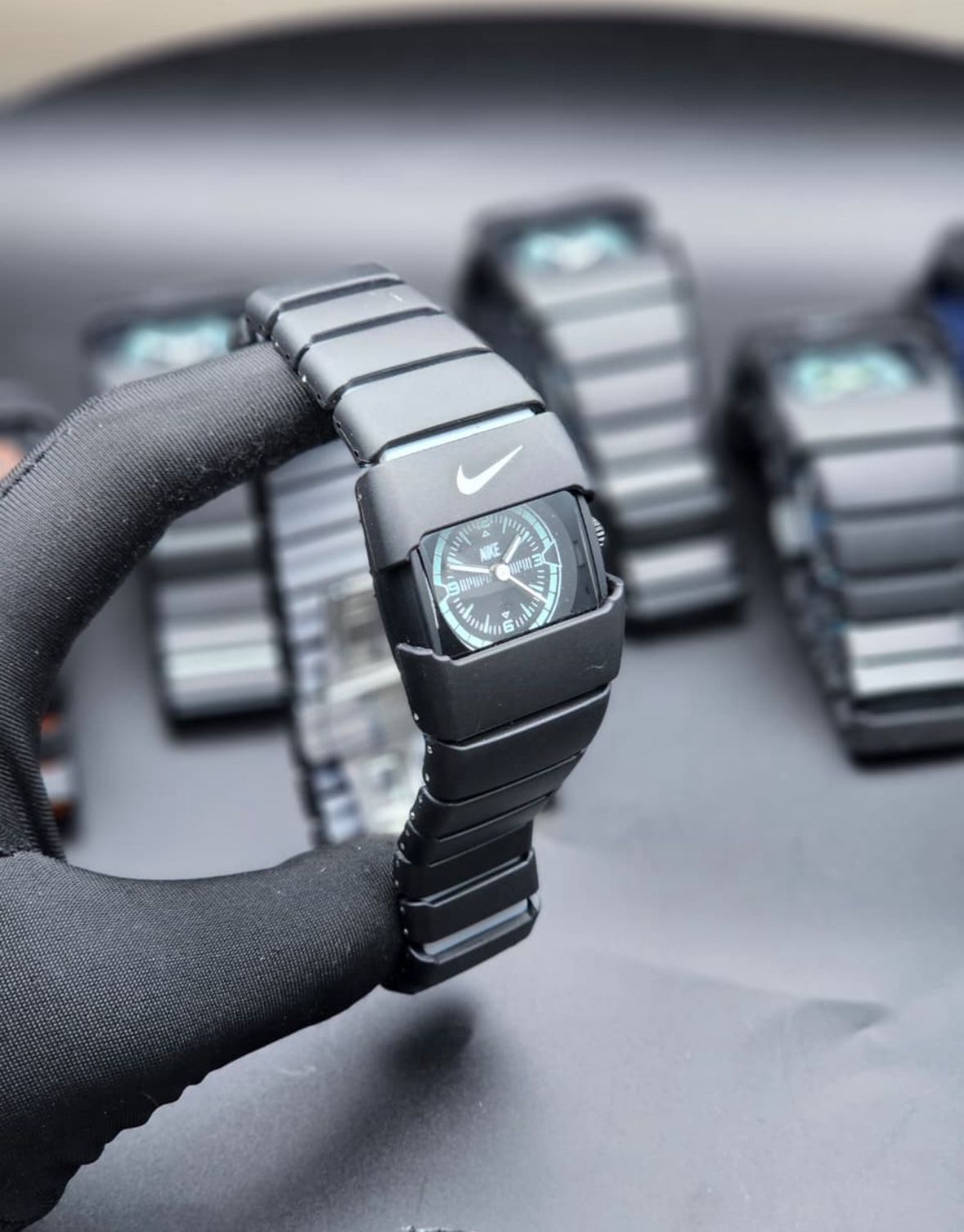 Montre Nike Style Sport & Élégance.