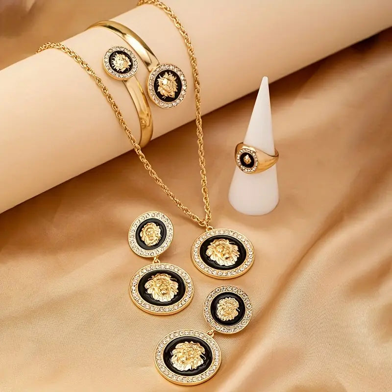 Ensemble de bijoux “Lion Royal”.