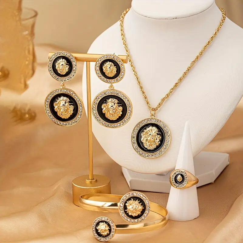Ensemble de bijoux “Lion Royal”.