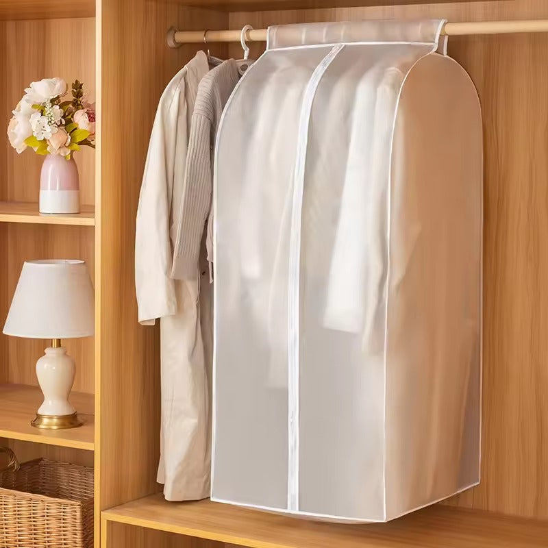 Pack de 10 housses  pour vêtements.