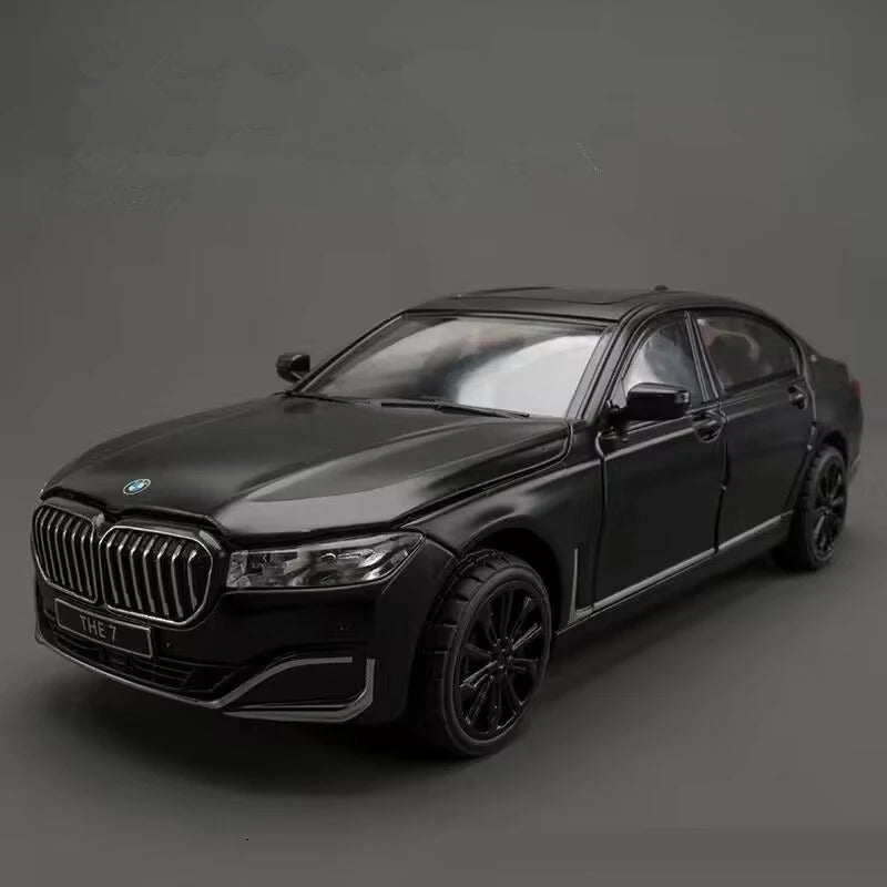 BMW 760Li Miniature – Le summum du luxe en format réduit 🚘✨