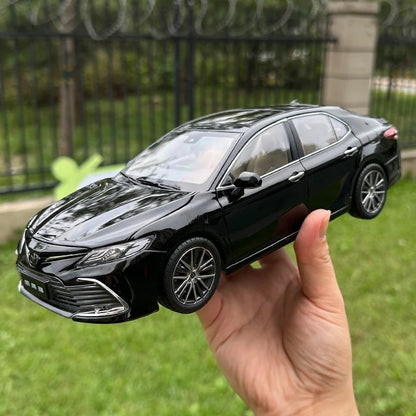 🚗 Toyota Camry 2021 Sport – 8ᵉ génération (1/18).