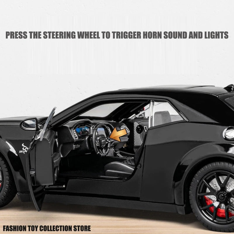 Dodge Challenger Hellcat 1:24.