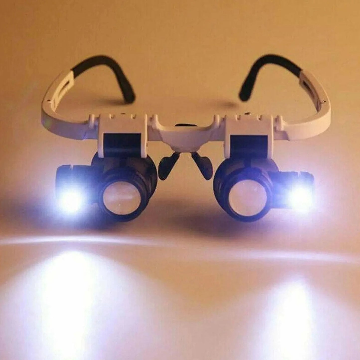 Loupes Professionnelles à Lentilles et Lumières LED.