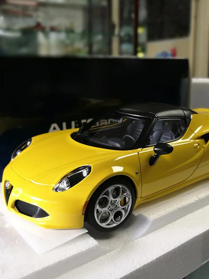 1:18 Alfa Romeo 4c Spider modèle de voiture.