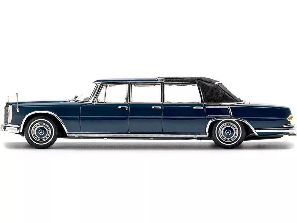 Mercedes 600 Pullman Landaulet miniature.