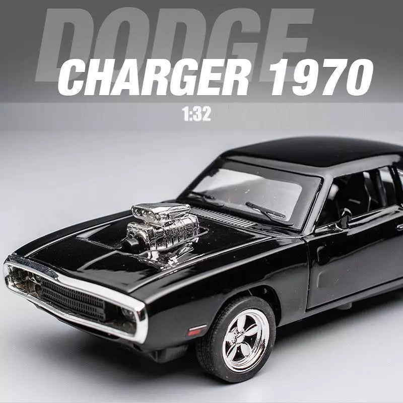 Modèle de voiture à l'échelle 1:32 de la série Dodge Challenger Fast and Furious 7.