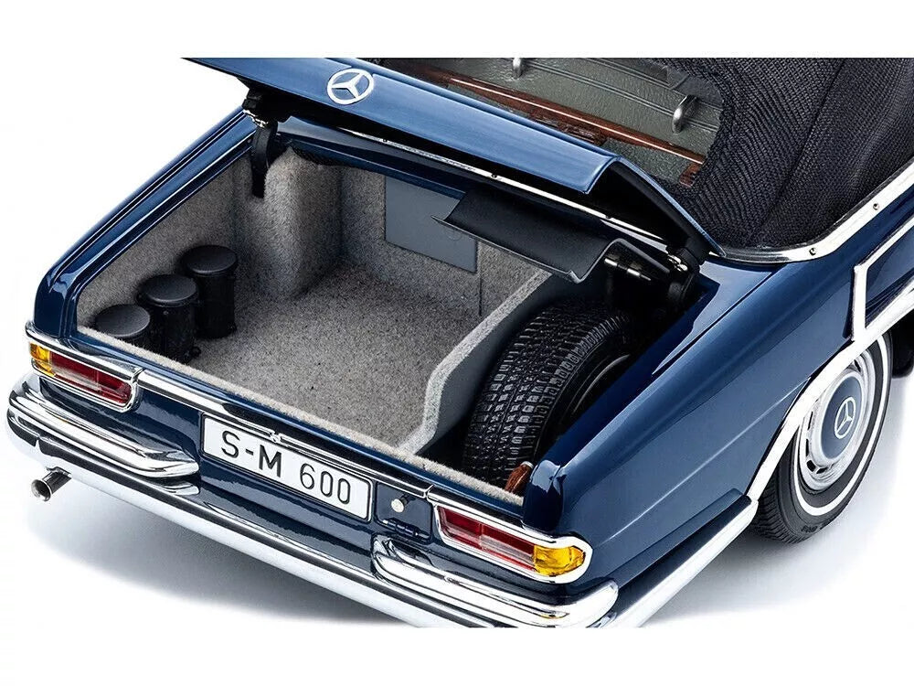 Mercedes 600 Pullman Landaulet miniature.