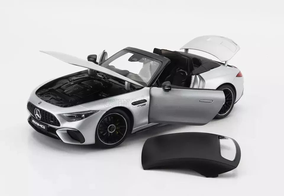 Voiture miniature au 1/18 SL 63 AMG R232.