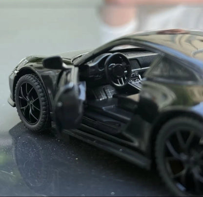 Porsche 911 GT3 RS – Miniature métal avec lumière
