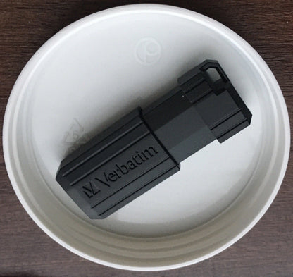 Clé USB Verbatim 16 Go – Stockez et Transportez Vos Fichiers Partout