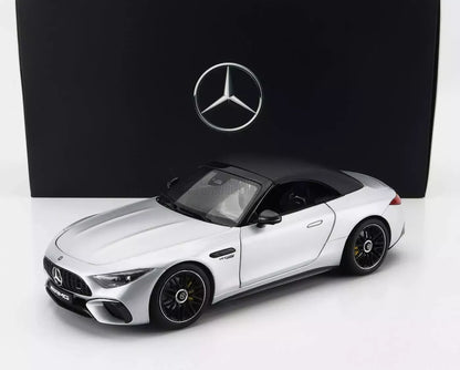 Voiture miniature au 1/18 SL 63 AMG R232.