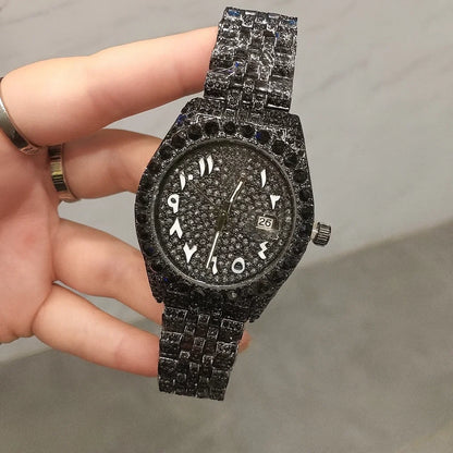 Montre noire “full strass” pour homme.